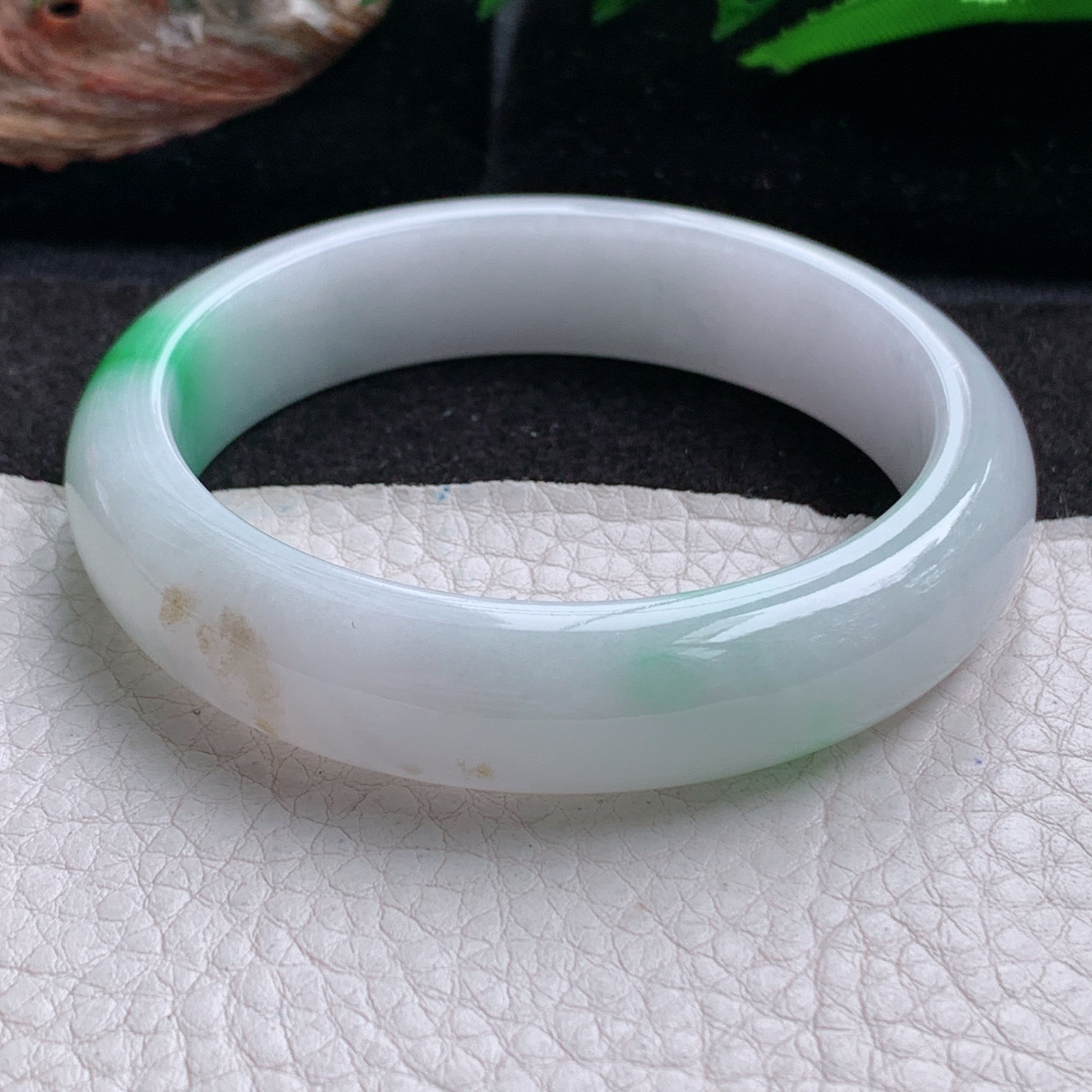 z实拍54*13*7.8平安镯 天然缅甸翡翠a货手镯飘绿正圈玉镯子