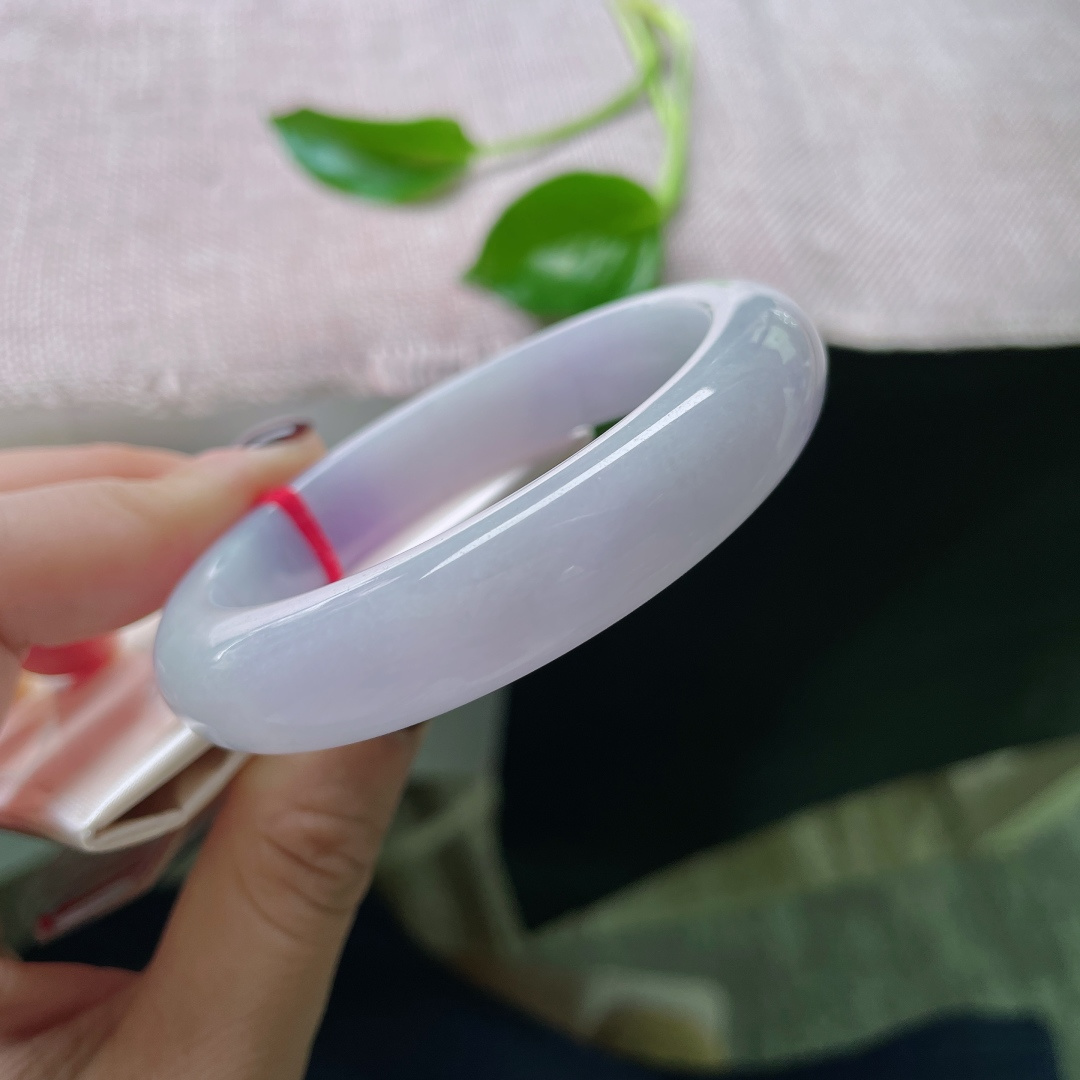 53.7/12.2/8.9，正圈，肉质细腻干净，像山涧清晨的风，带着露水与紫藤花的味道。指甲纹，ss49063a