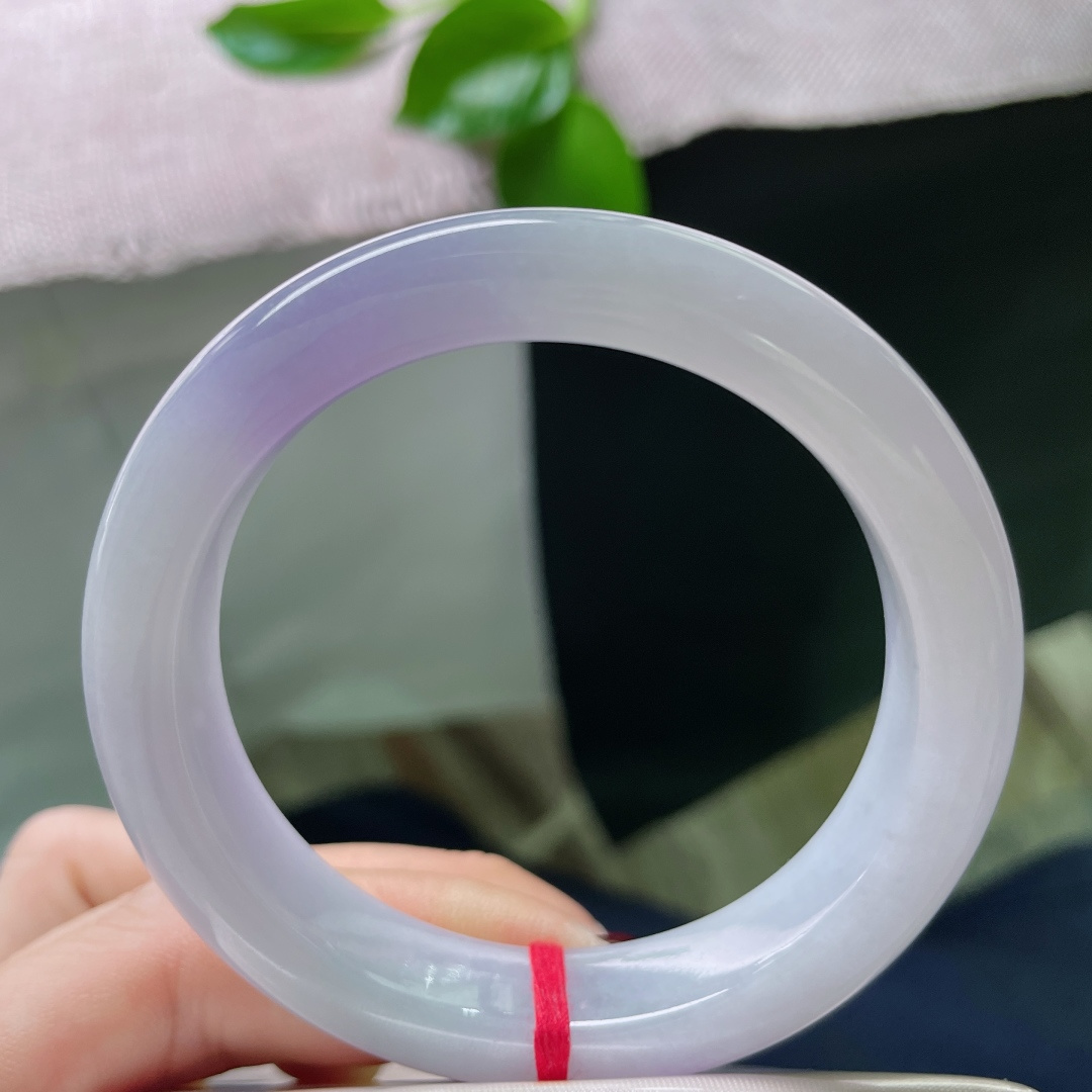 53.7/12.2/8.9，正圈，肉质细腻干净，像山涧清晨的风，带着露水与紫藤花的味道。指甲纹，ss