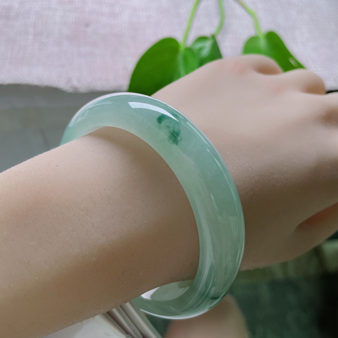 57/14.4/8.5，飘花正圈，贵气，雅致，优雅，甜美，大气，无裂，ss51063a