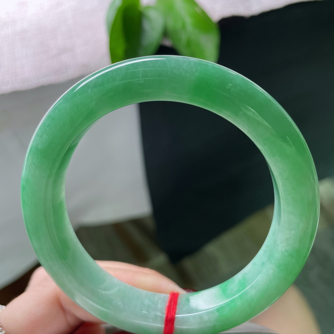 57.8/11.8/9.7绿底正圈，水润，色艳，风动青萍，心动涟漪。晶体纹，ss50901a