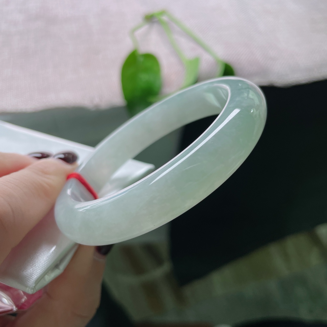 55/11.5/8.3，晴底正圈，温柔素雅，清润，天高气爽的感觉，如沐春风，无裂，ss50484a