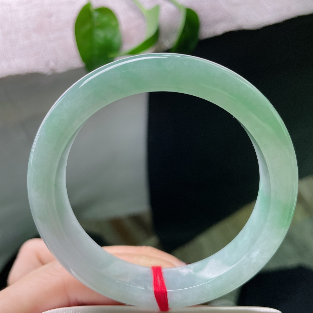 56.8/12.2/8.7淡春彩正圈，风华自生，感，是自带滤镜的翠。无裂，ss50869a