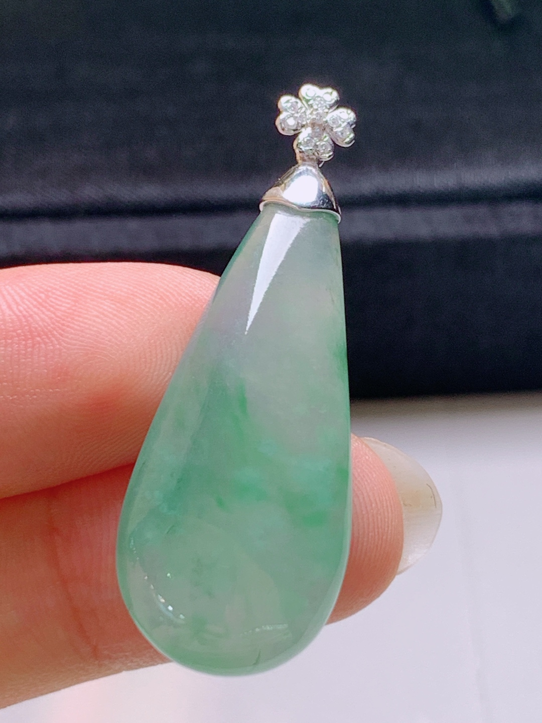 ️ 冰种飘花水滴吊坠，水润饱满，飘花灵动，裸石34.7-14.2-6.340.9