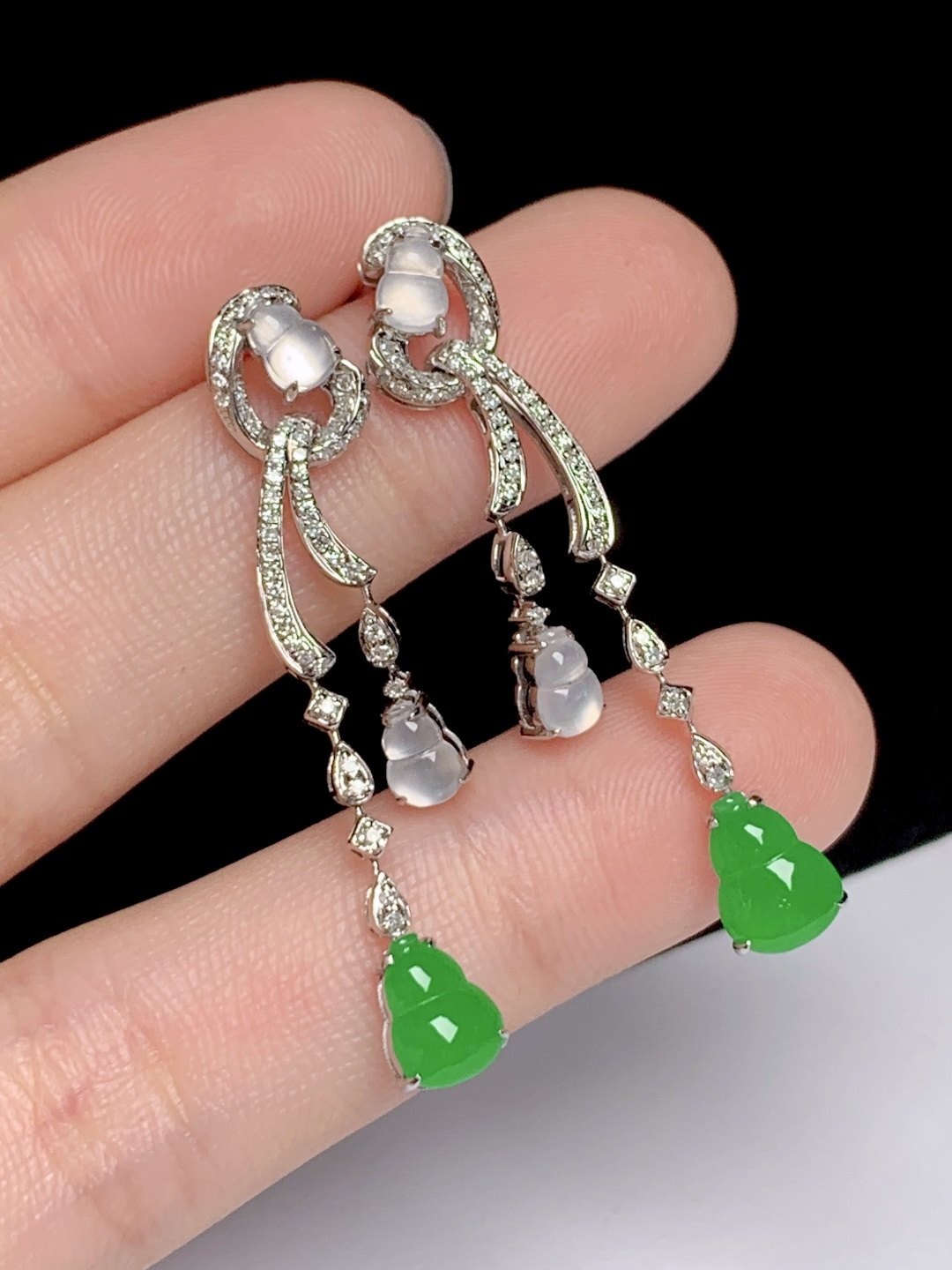 ️冰阳绿葫芦耳坠，18k金钻镶嵌，7.3-5.5