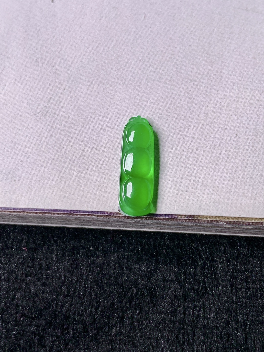 ️冰绿福豆，色泽浓艳，0417尺寸13.6*4.5*2.3