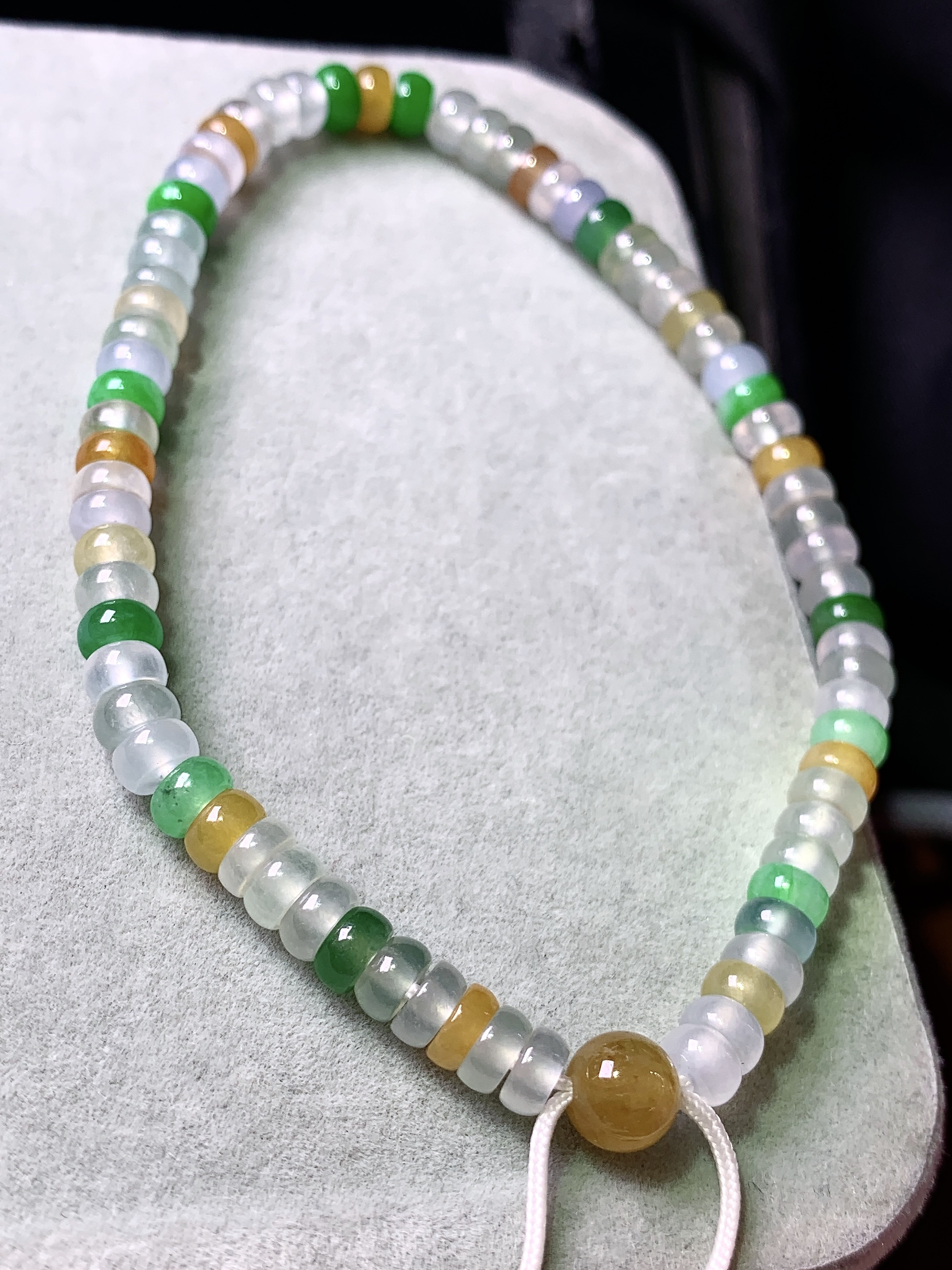 多彩算盘珠手链 玉质细腻 色泽艳丽清新 水润亮眼 整体尺寸4.5*2.6c5