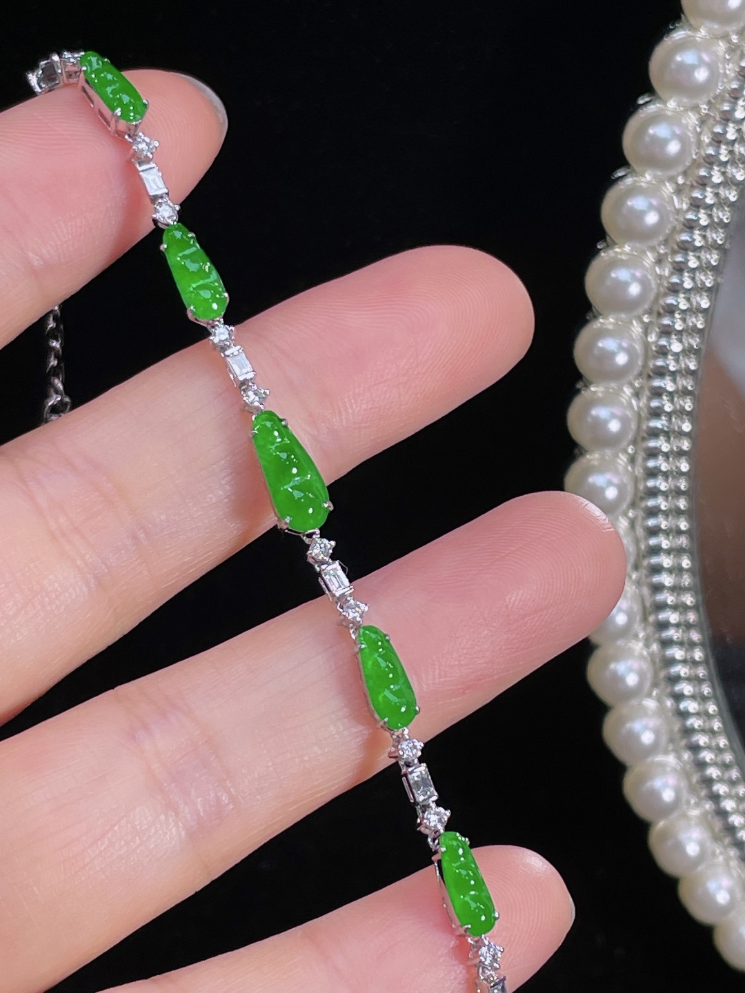 ️天然缅甸翡翠A货 满绿福豆手链 18k金镶嵌钻石 细腻水灵 实拍接近，10.6-4.5-3.0