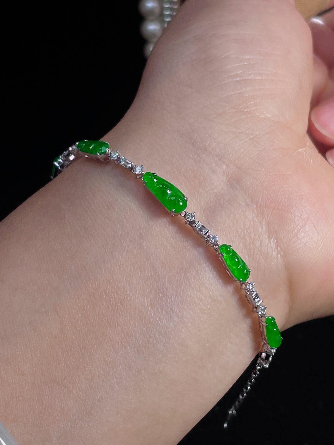 ️天然缅甸翡翠A货 满绿福豆手链 18k金镶嵌钻石 细腻水灵 实拍接近，10.6-4.5-3.0
