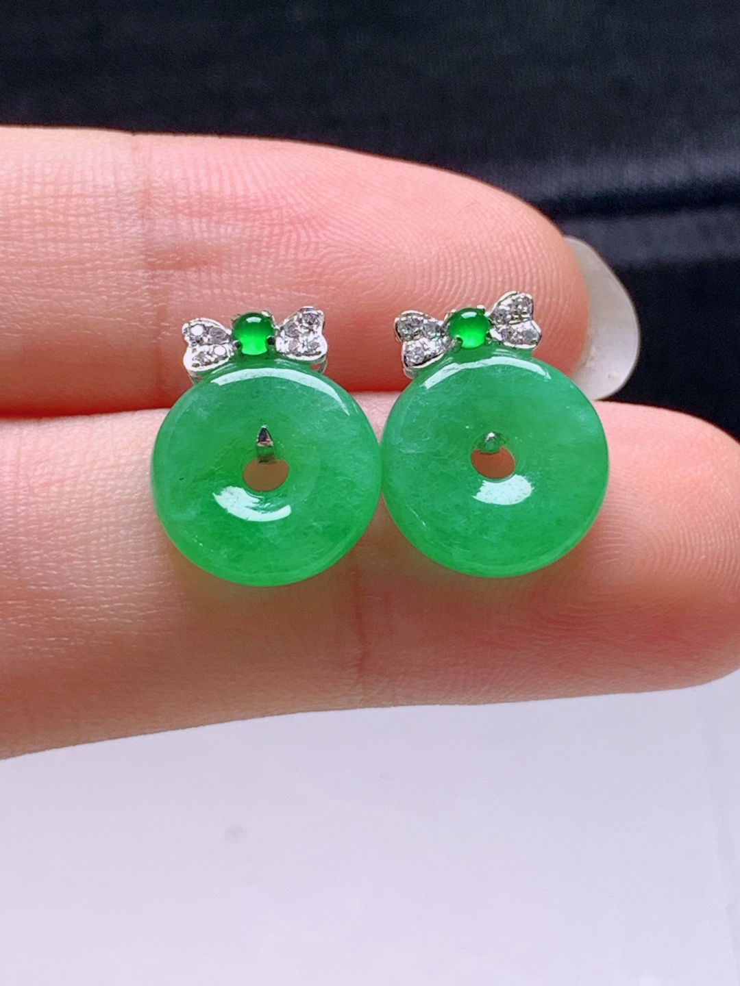 ️ 冰阳绿甜甜圈耳钉，无裂色阳，裸石10.5-3.6，ss50182a