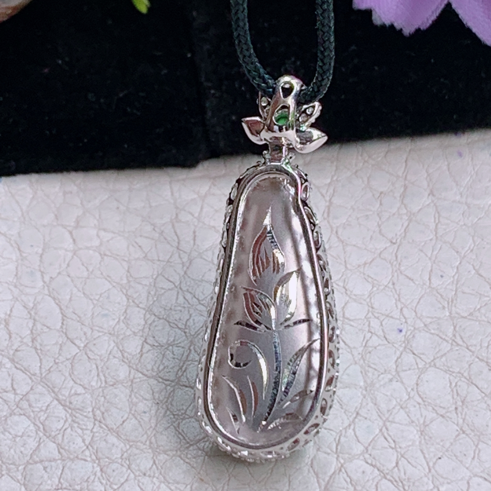 zz3实拍连金36.5*13*7.7天然缅甸翡翠满绿18k金豪华镶嵌福瓜吊坠高贵锁骨坠