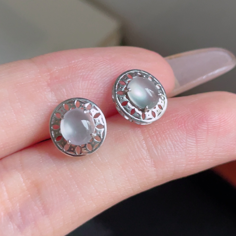 ️ 蛋面耳钉，冰润通透，种老起光，18k金镶嵌，尺寸 5.7/5.3/2.5