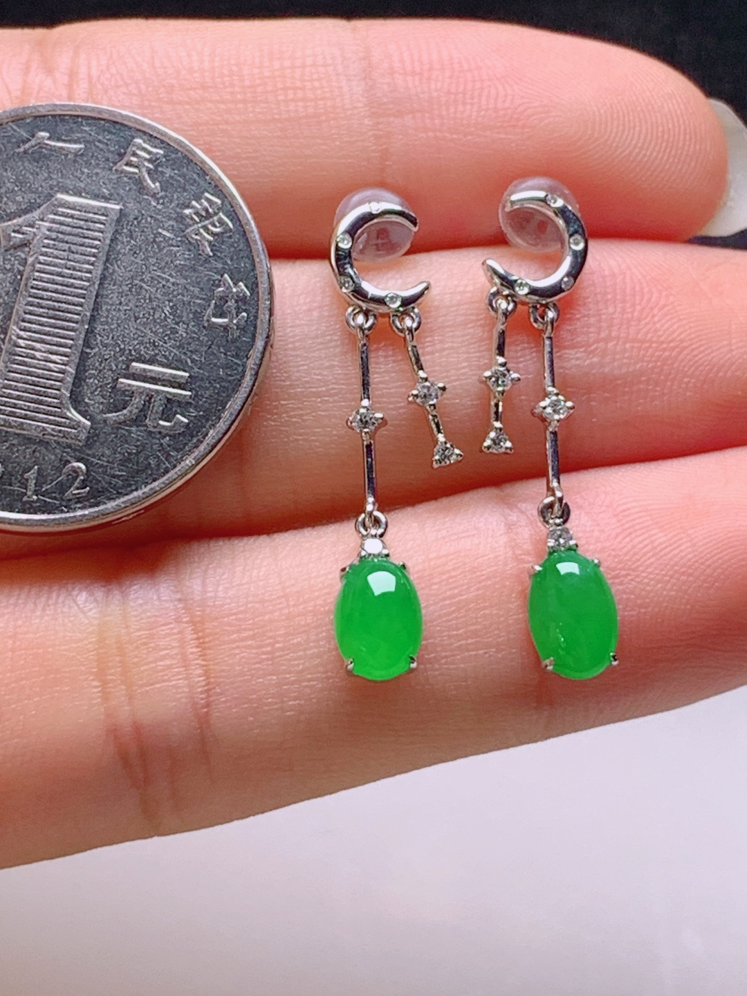 ️ 冰阳绿旦面耳坠，无裂色阳，裸石7.3-4.6-3.1
