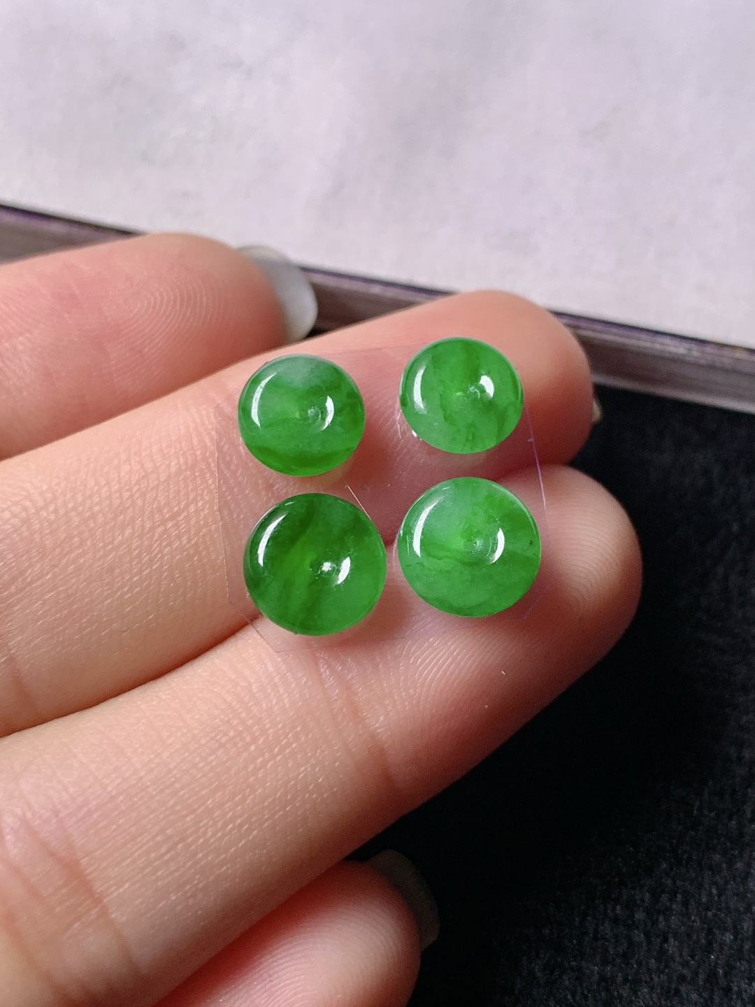 ️冰绿扣子一手，色泽浓艳，0417尺寸7.7*2.7/6.9*2.7