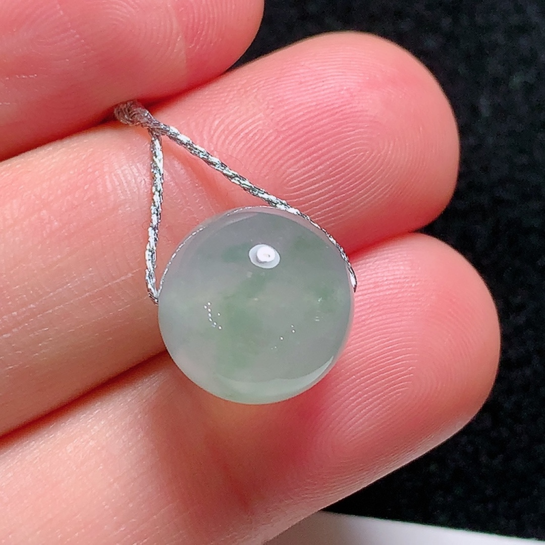 ️冰种飘花圆珠，种老水头好，又冰又润，饱满无裂，尺寸：12mm，ss50182a