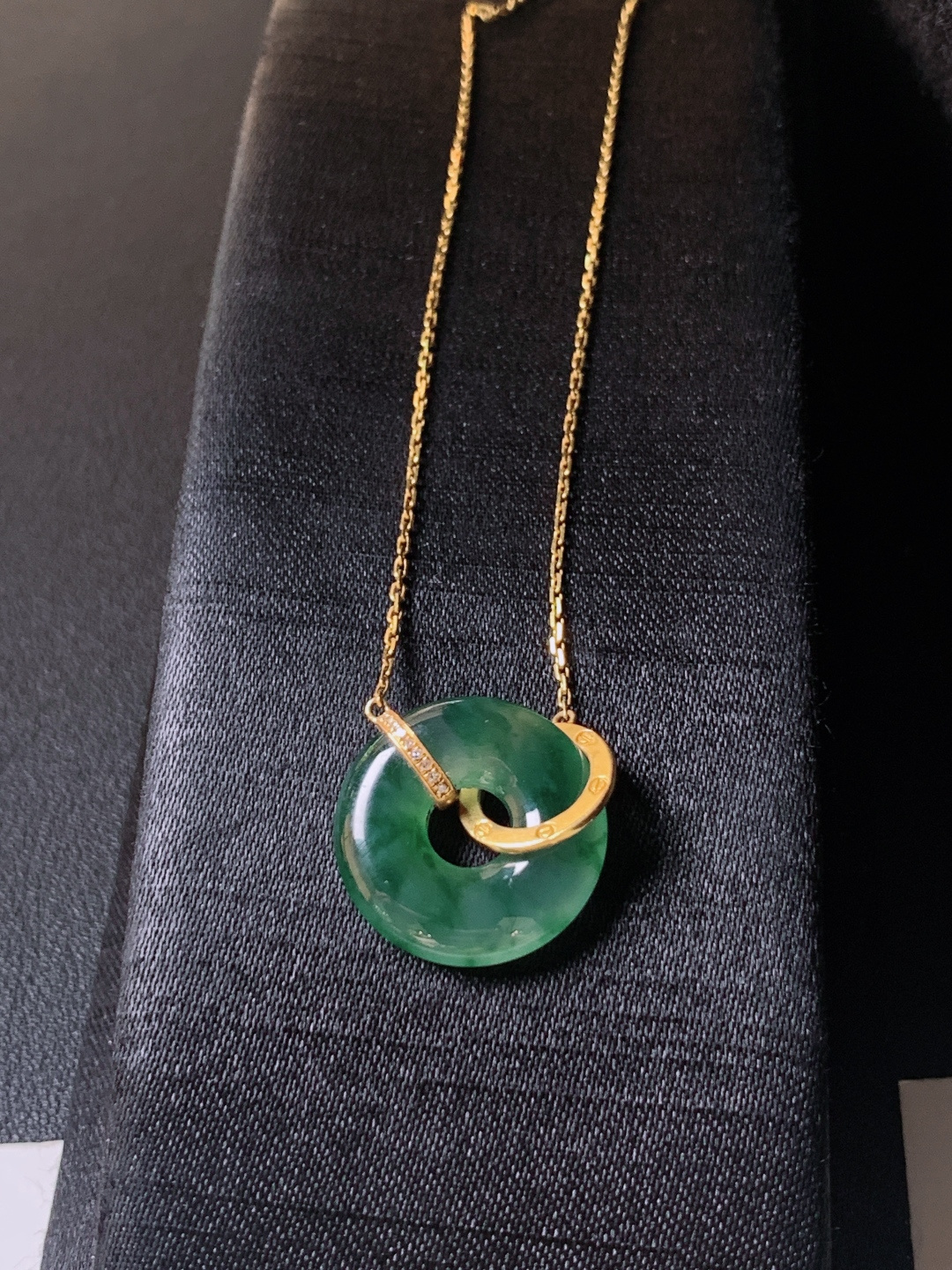 ️ 冰种飘花甜甜圈锁骨链，无裂水润，飘花灵动，裸石17.6-3.8