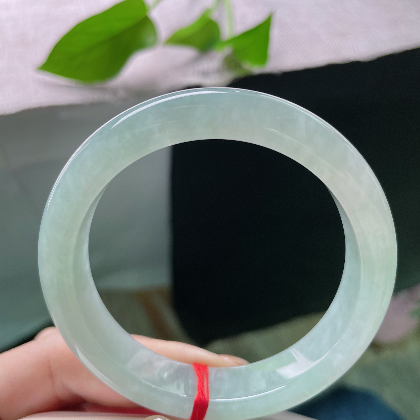 55.5/12.5/8.4晴底正圈，水润细腻，温婉，大方，料子清新，甜美ss49578a