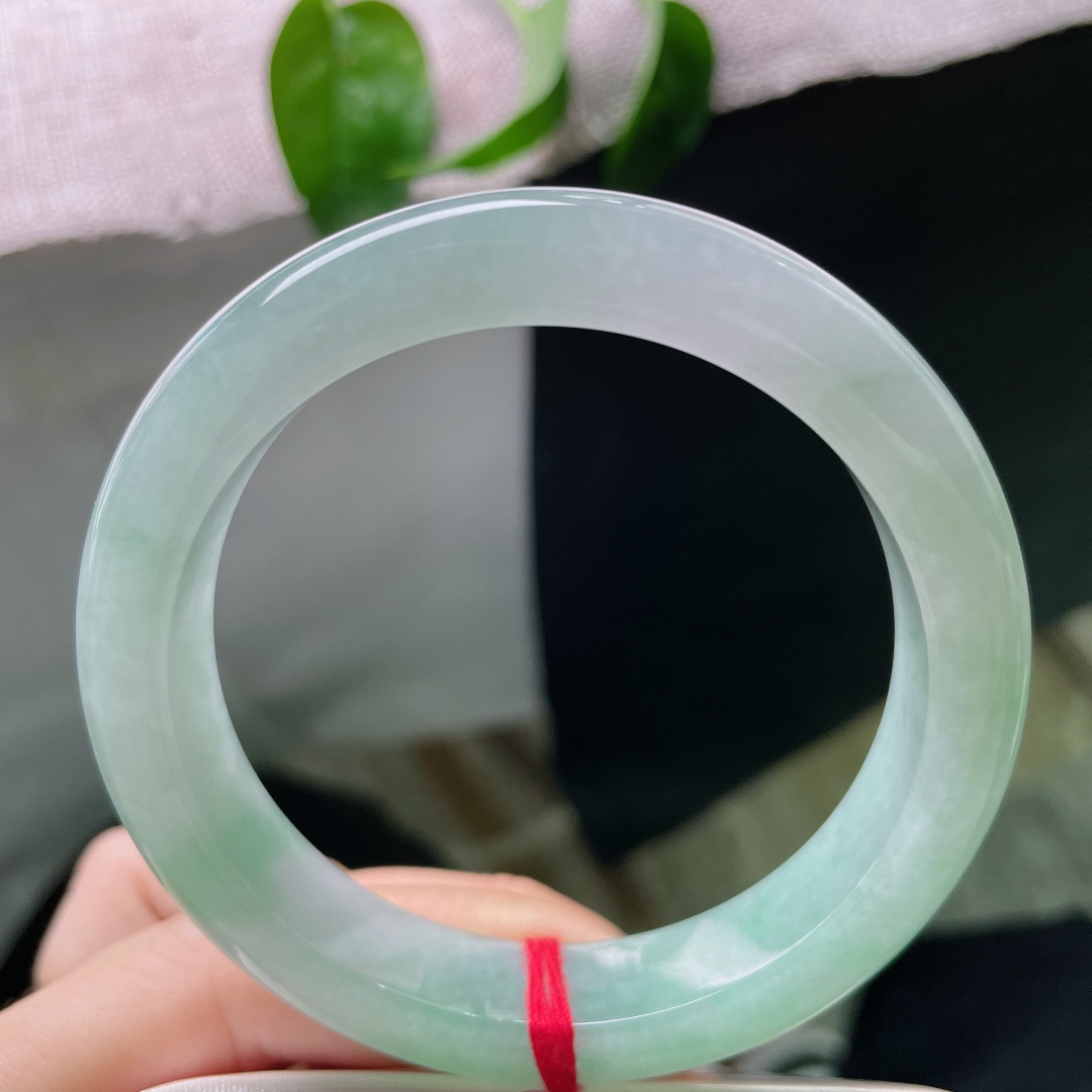 56.8/12.2/8.7淡春彩正圈，风华自生，感，是自带滤镜的翠。无裂，ss50869a