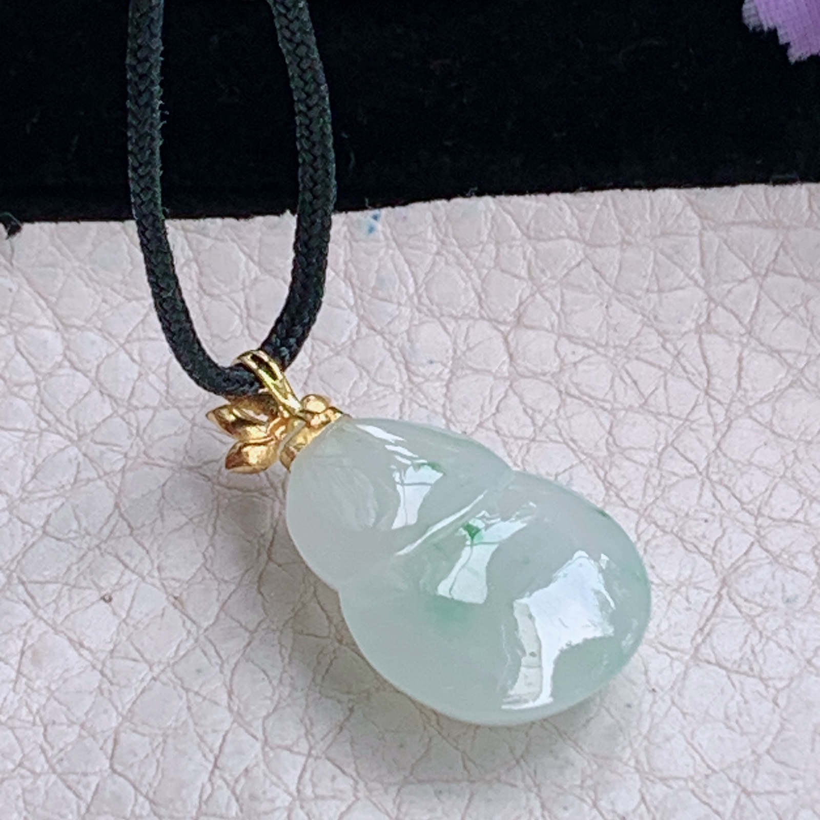 zz3实拍连金28*15.8*7天然缅甸翡翠冰飘花胡芦吊坠 镶金福禄毛衣坠