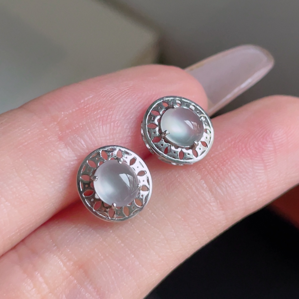 ️ 蛋面耳钉，冰润通透，种老起光，18k金镶嵌，尺寸 5.7/5.3/2.5