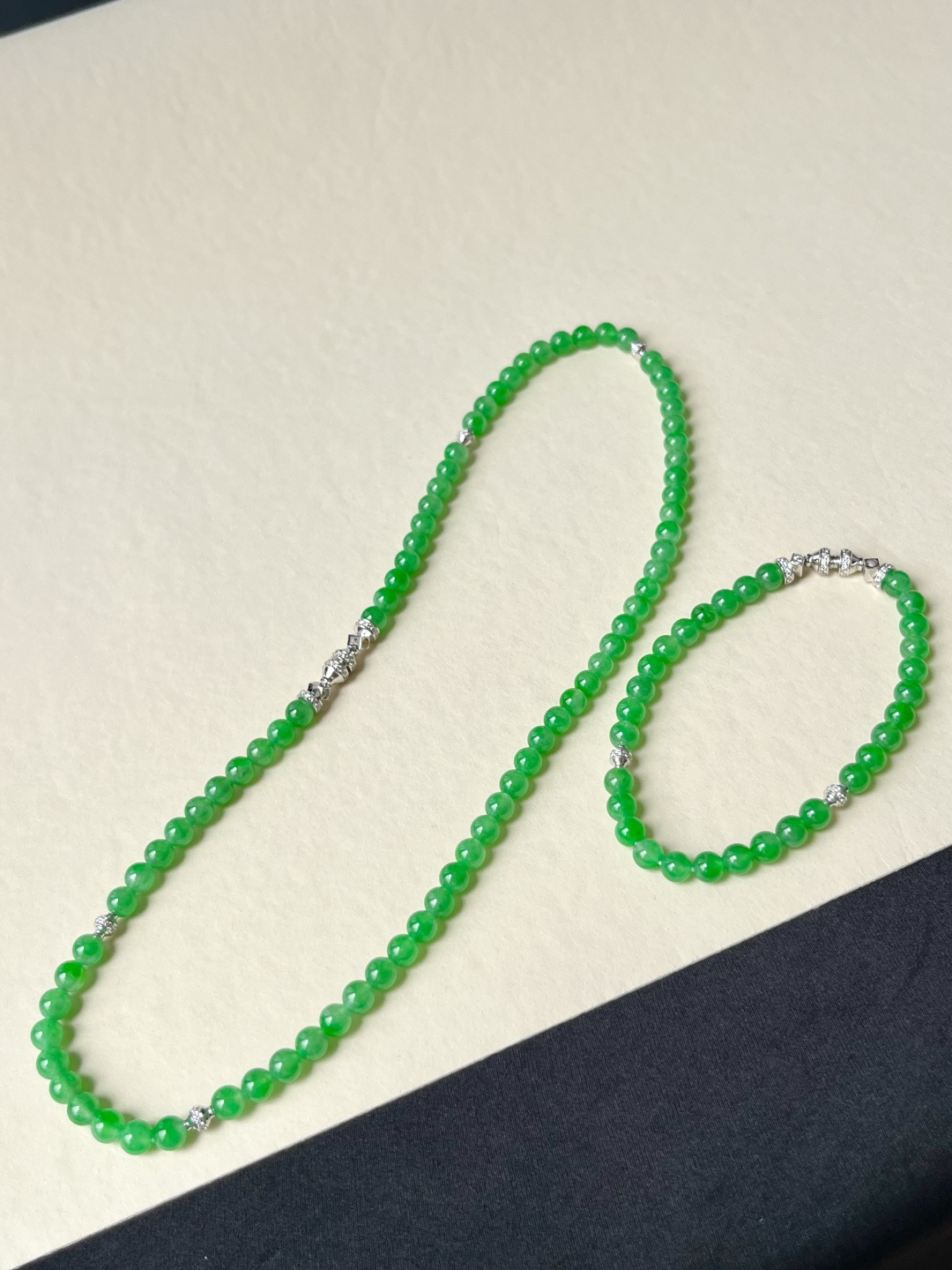 ️【珠子手串一对】种老细腻，色阳浓郁起胶，尺寸：5.2，4.6，b1416