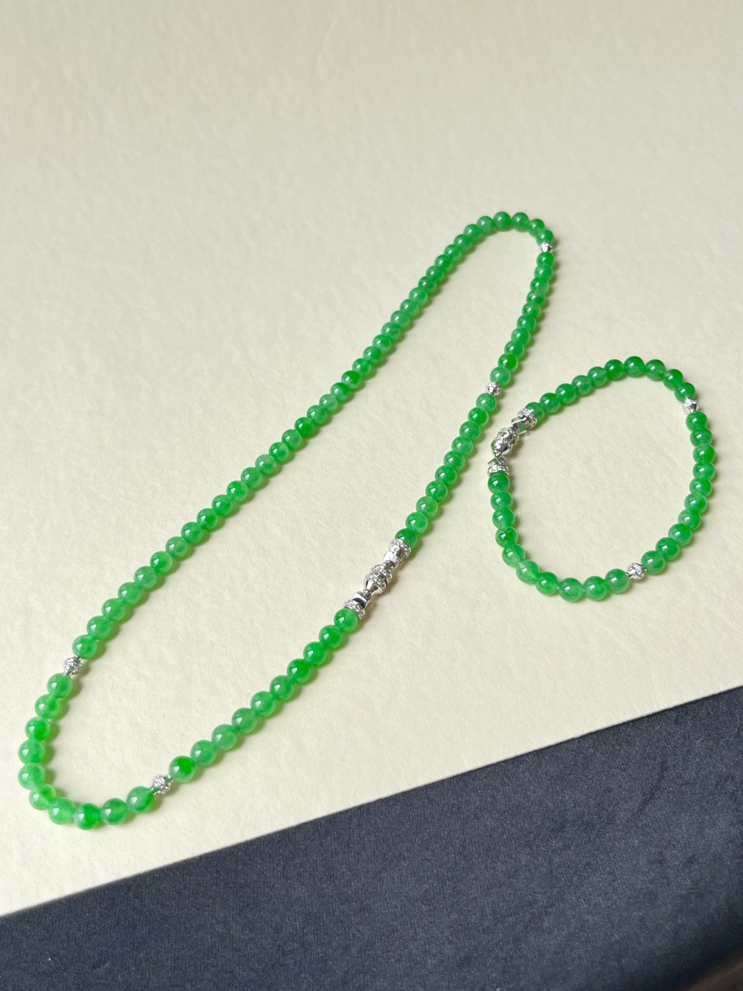 ️【珠子手串一对】种老细腻，色阳浓郁起胶，尺寸：5.2，4.6，b1416