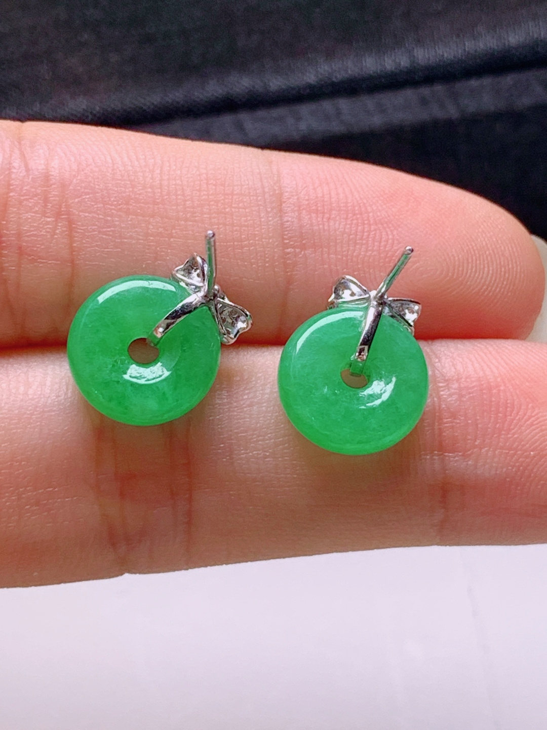 ️ 冰阳绿甜甜圈耳钉，无裂色阳，裸石10.5-3.6，ss50182a