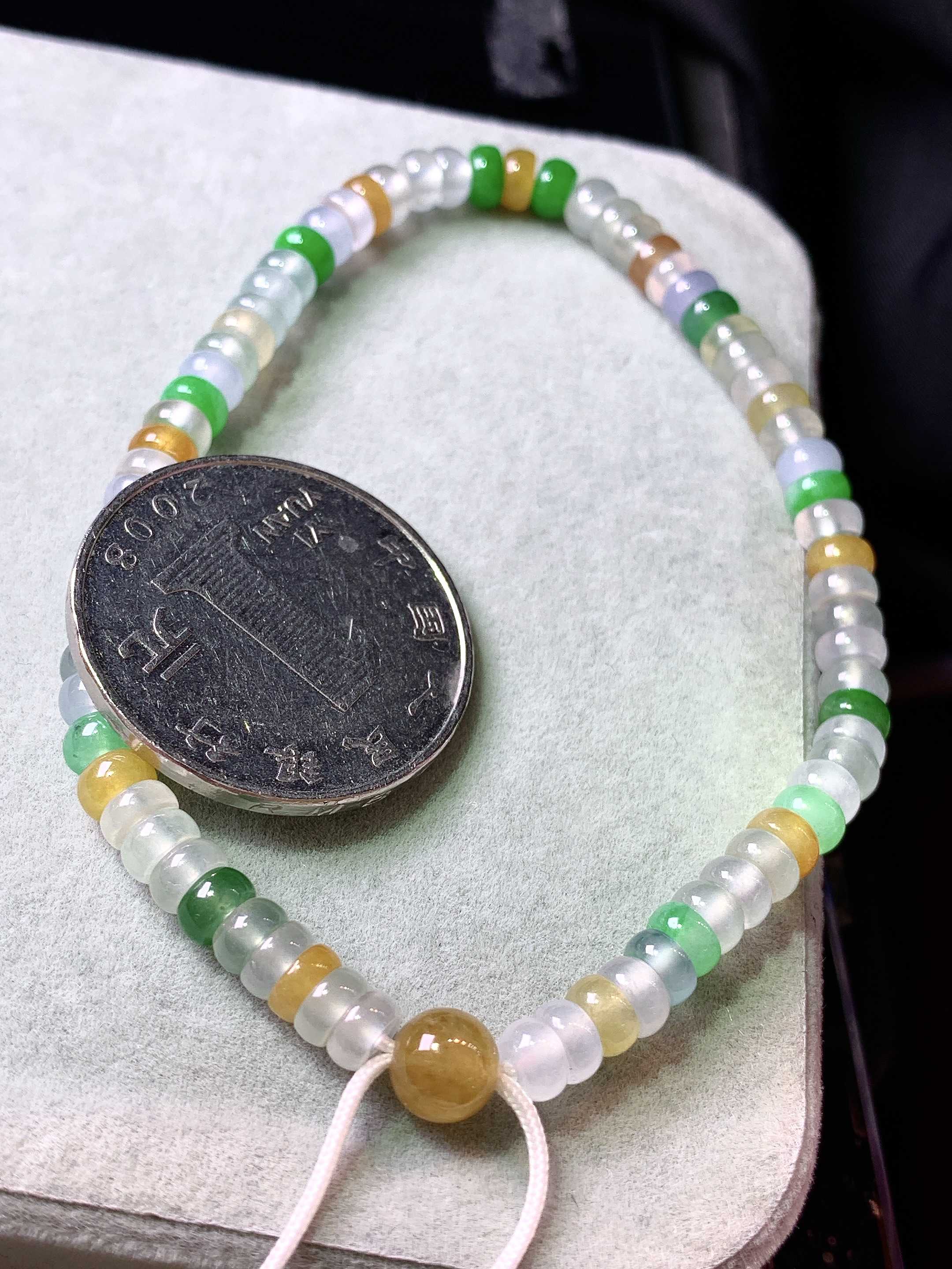 多彩算盘珠手链 玉质细腻 色泽艳丽清新 水润亮眼 整体尺寸4.5*2.6c5