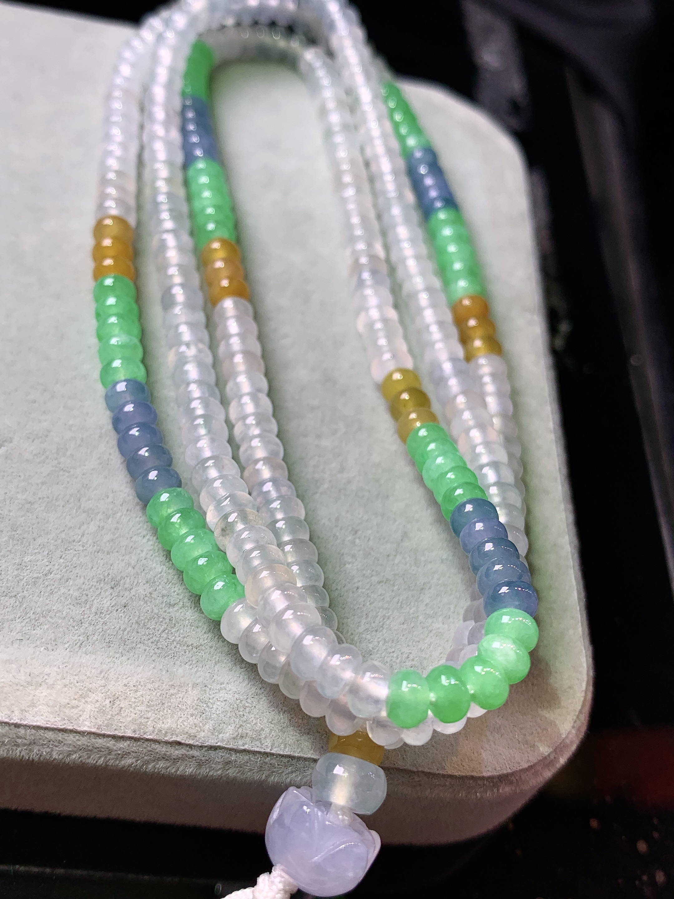 多彩算盘珠项链 玉质细腻 色泽艳丽清新 水润亮眼 整体尺寸4*2.5c5