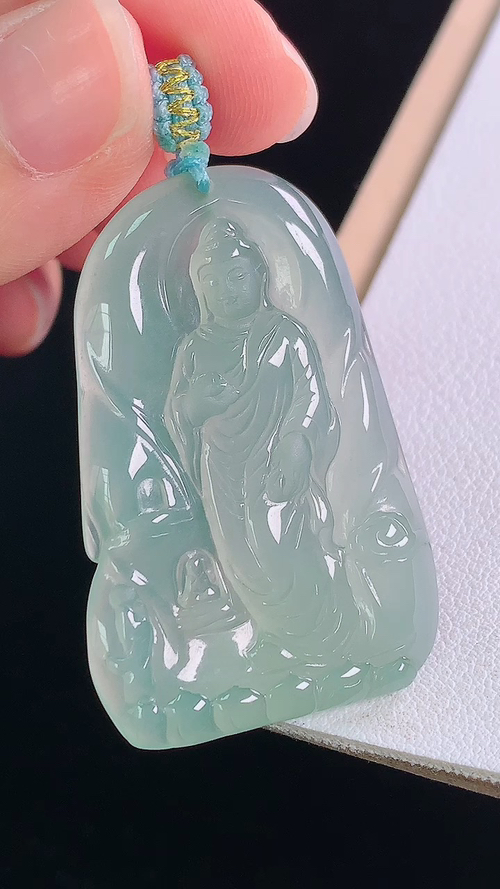 ️冰种佛牌，无裂，尺寸:40.6-26.6-3.8mm