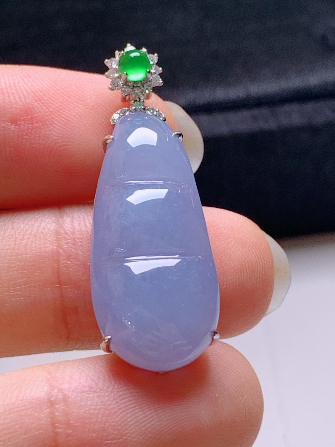 ️ 福豆吊坠，无裂色正饱满，裸石26.3-12.4-5.934.2-7.8