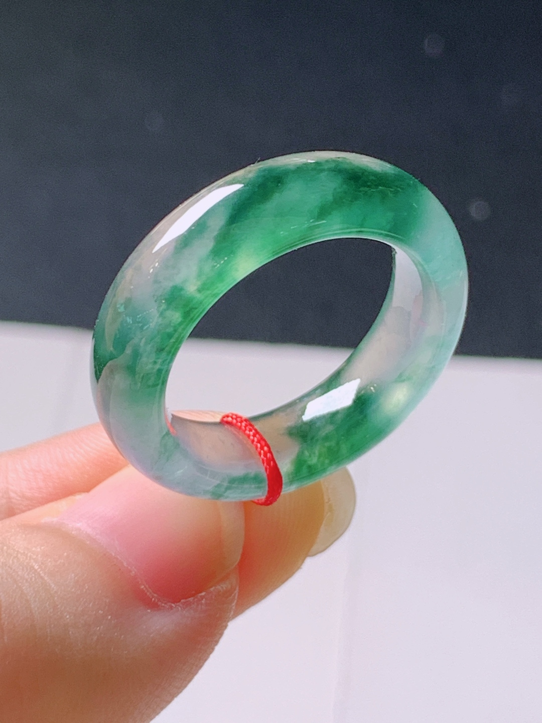 ️ 冰种飘花指环，冰透水润，飘花灵动，无裂，裸石24.9-6.3-4.1，圈口14