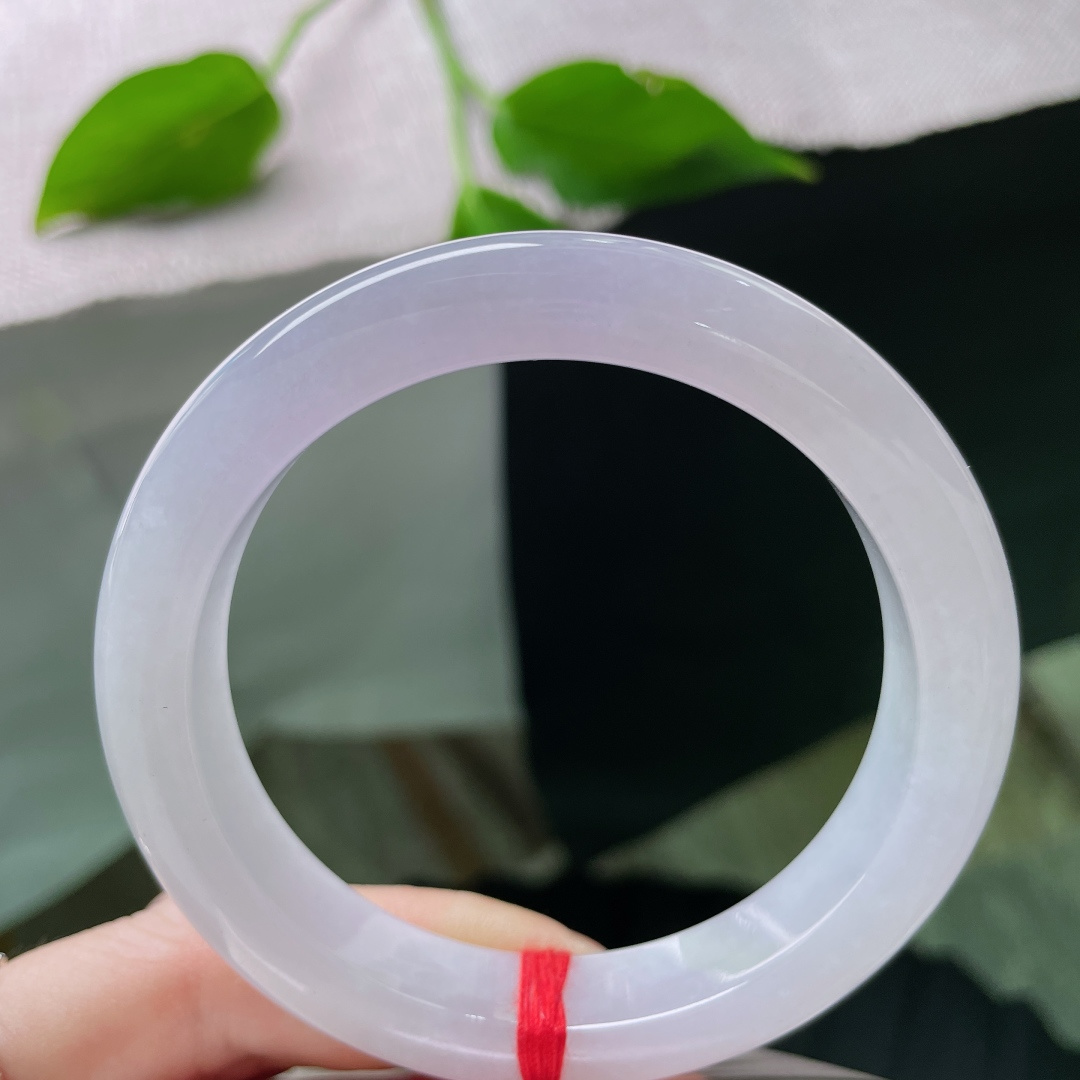 56.8/11.9/8.9正圈，冰润通透，种老，紫气东来，财运亨通。无裂。ss48784a