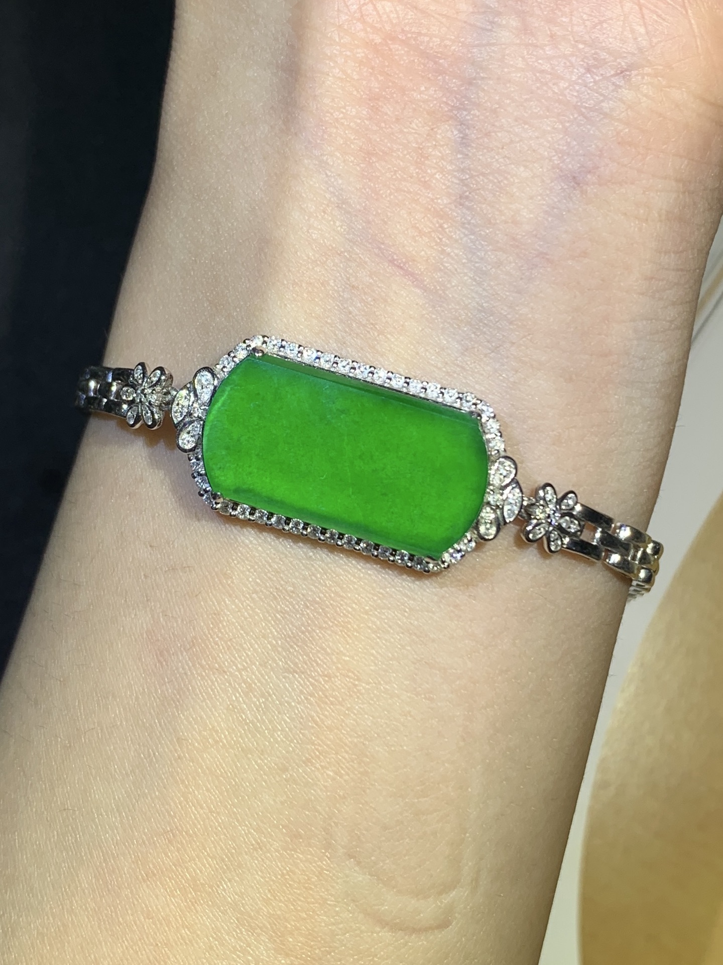 ️ 冰种玻满绿无事牌手链，21.6-11.2-2.8