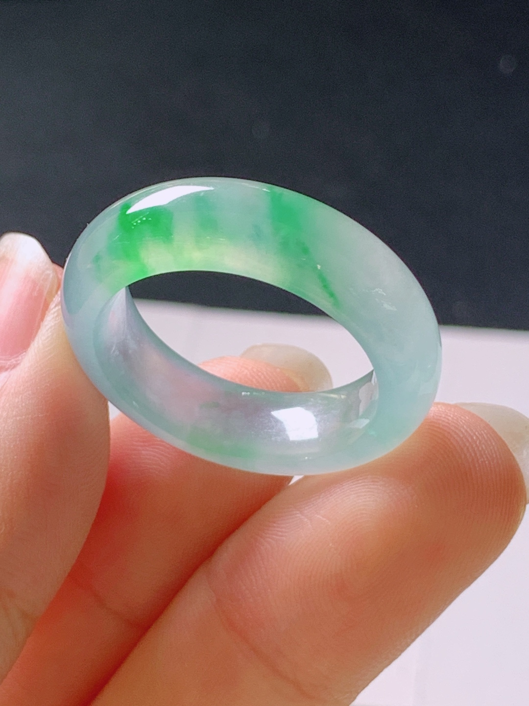 ️ 冰种绿指环，无裂翠绿水润，裸石27.3-7.1-4.3，圈口18