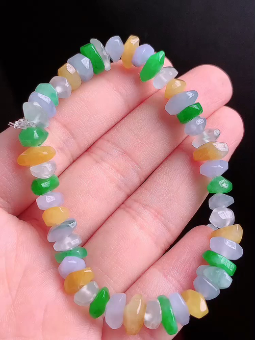 ️天然翡翠 冰种刚起胶多彩手串，无裂，8/6.8/3.5