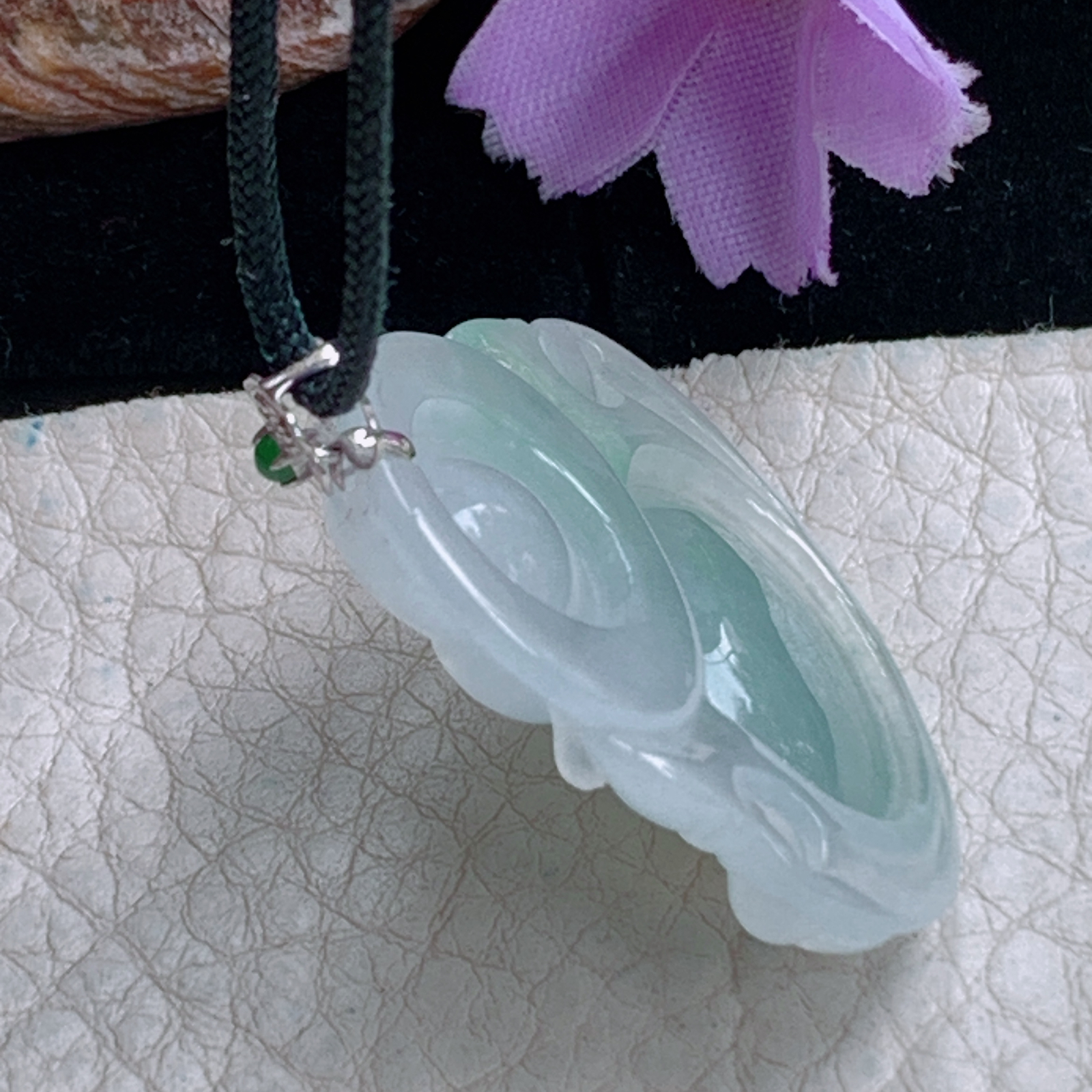 zz3实拍31.5*35.2*6天然缅甸翡翠冰飘花大佛公吊坠 镶金扣弥勒佛像毛衣坠