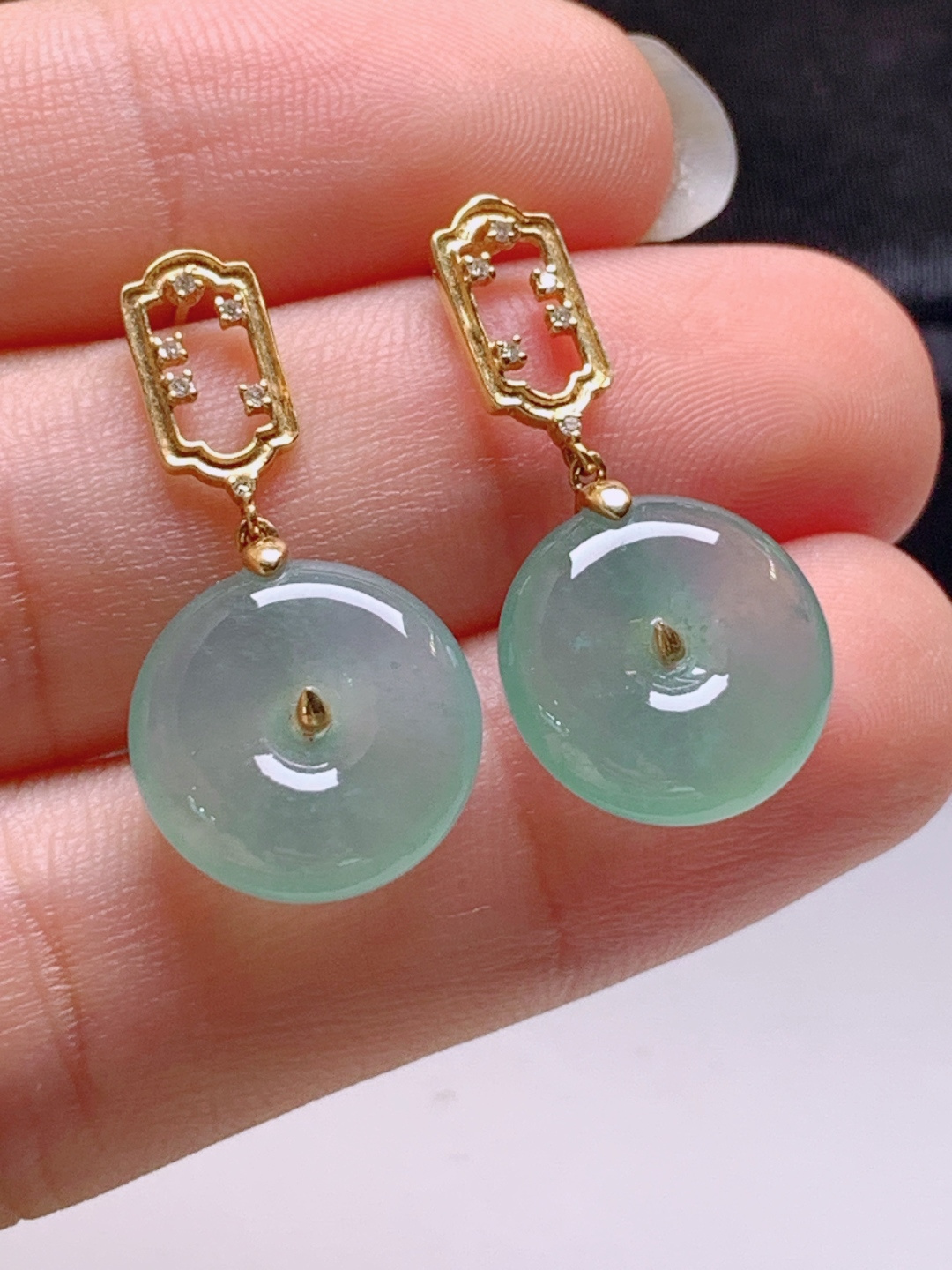 ️ 冰晴平安扣耳坠，色好水润，裸石13.1-4.6