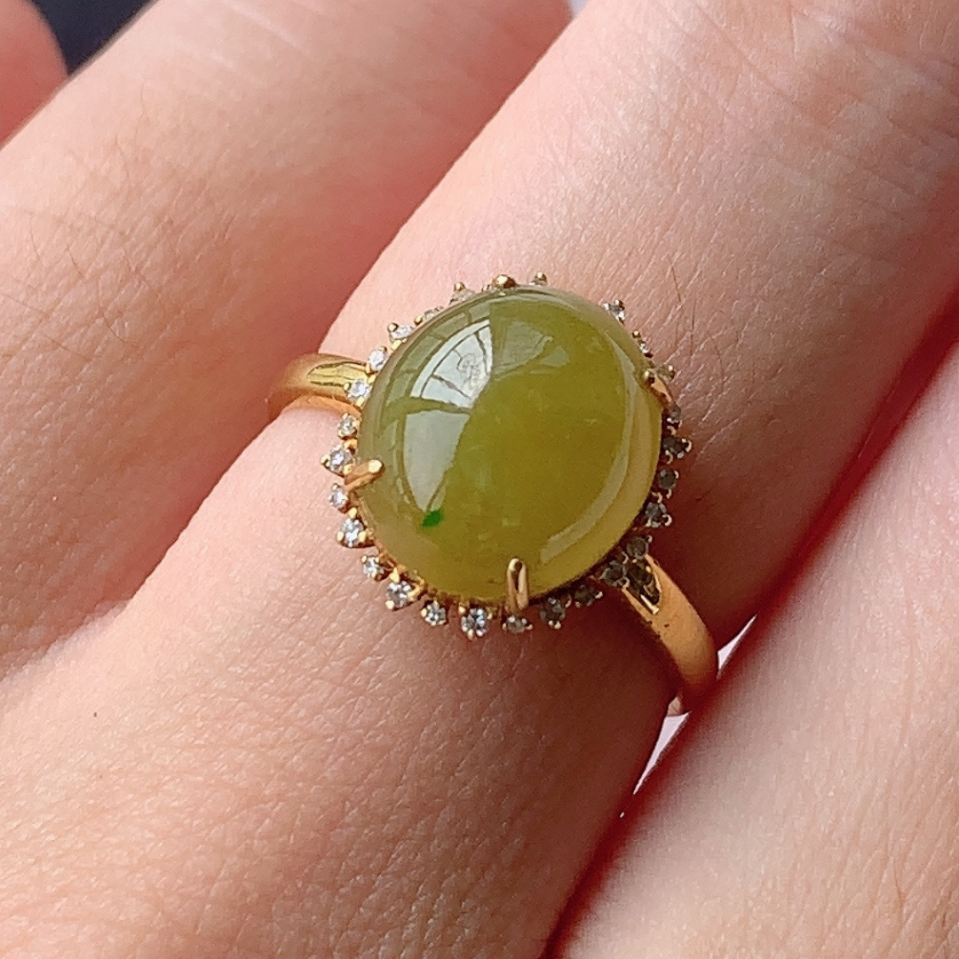 ️️冰黄女戒，底子细腻水润，佩戴优雅灵气，10.7-9.5-7.8