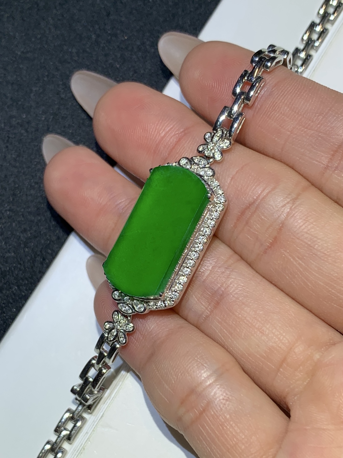 ️ 冰种玻满绿无事牌手链，21.6-11.2-2.8