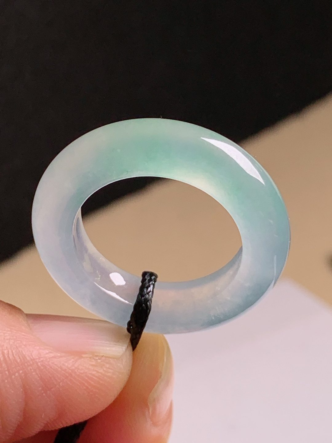 ️ 冰种指环，冰透无裂，蓝底漂亮，裸石27-5.7-4.9，圈口15