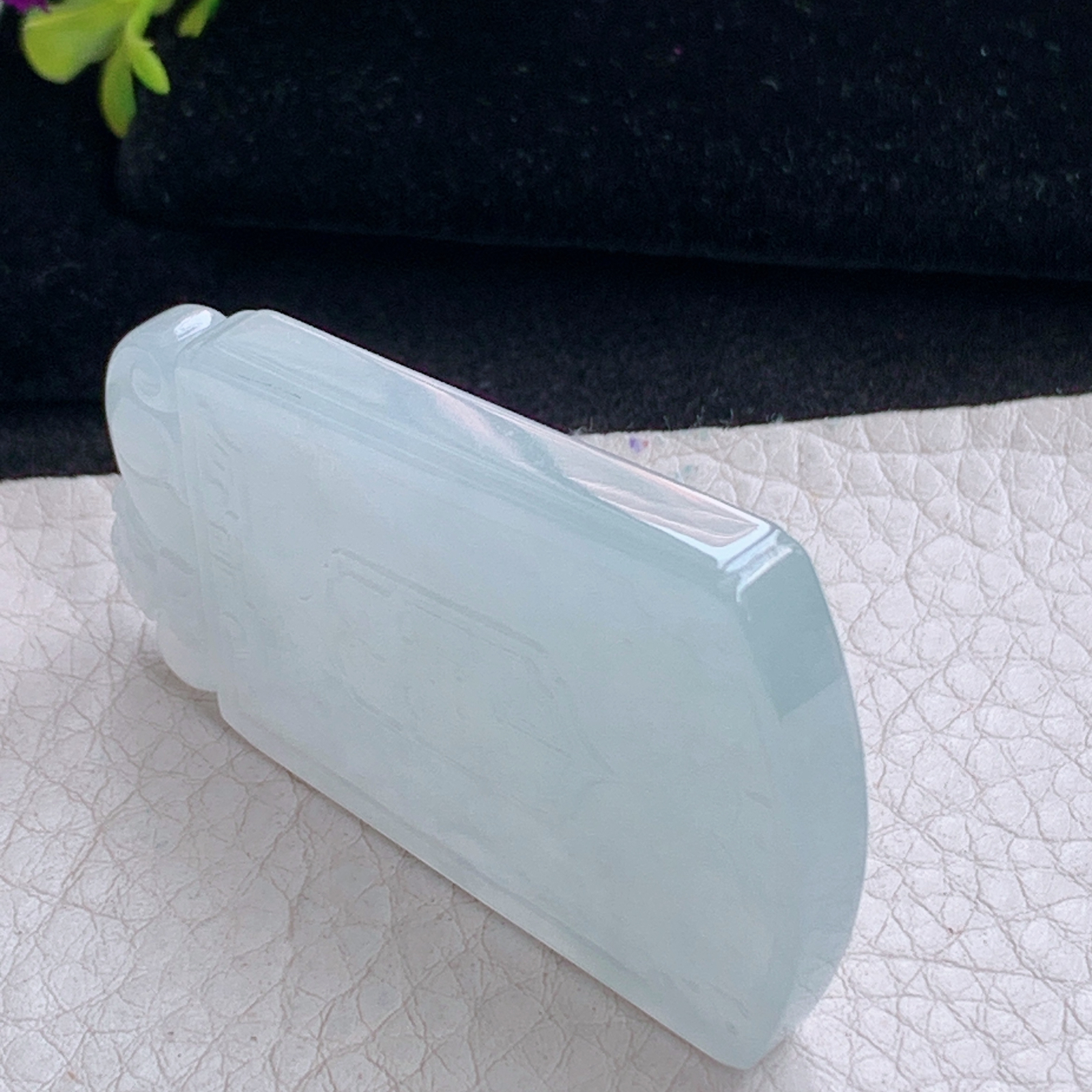 zz3实拍51.3*33*5.6天然缅甸翡翠招财进宝吊坠 白月光雕花平安无事牌玉坠