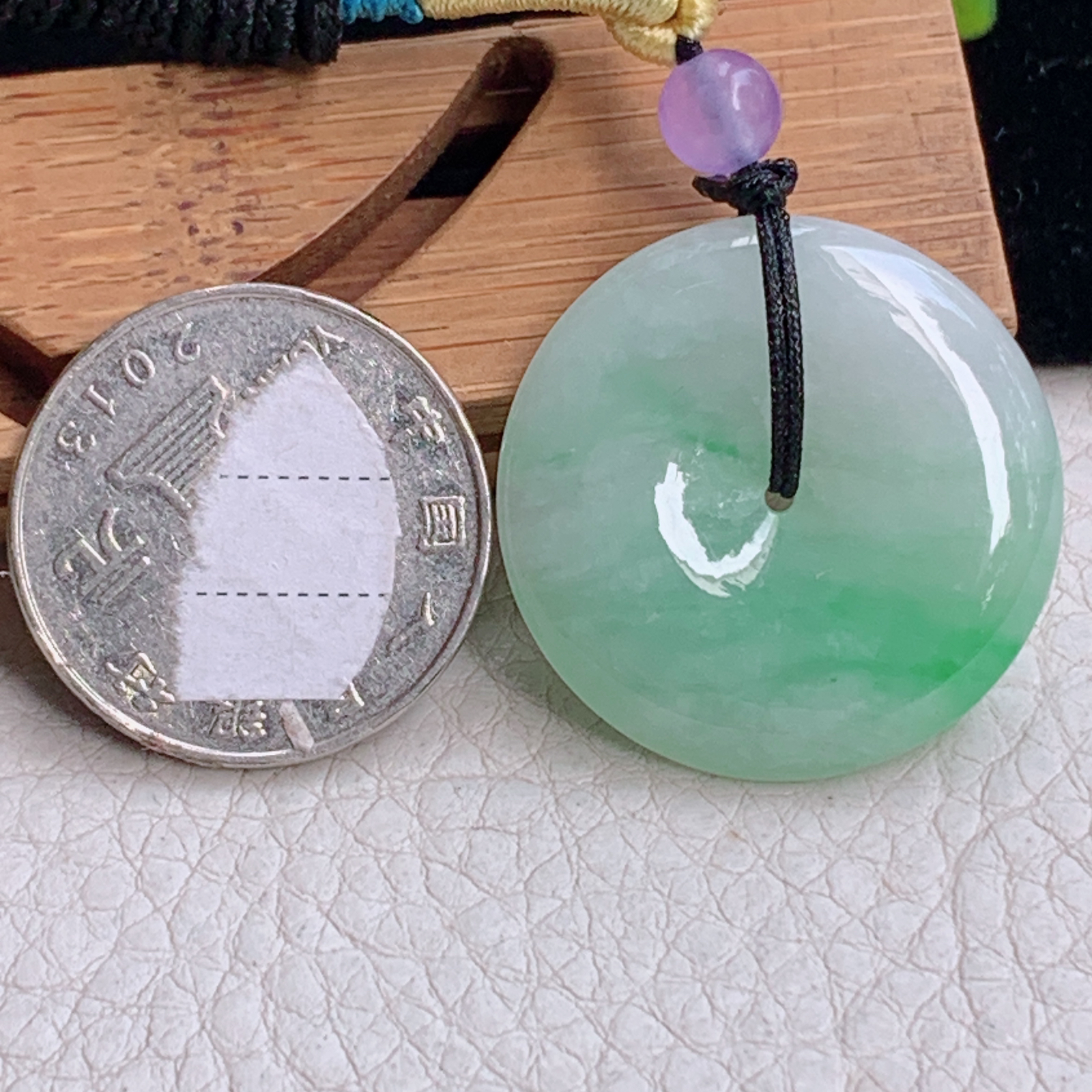 zz3实拍25*5天然缅甸翡翠飘绿花平安扣吊坠