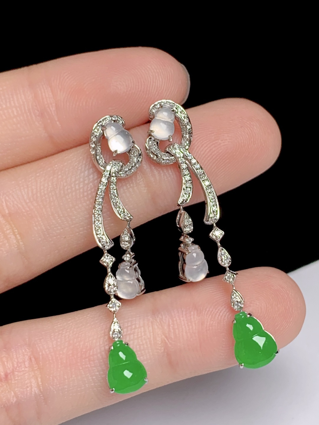 ️冰阳绿葫芦耳坠，18k金钻镶嵌，7.3-5.5