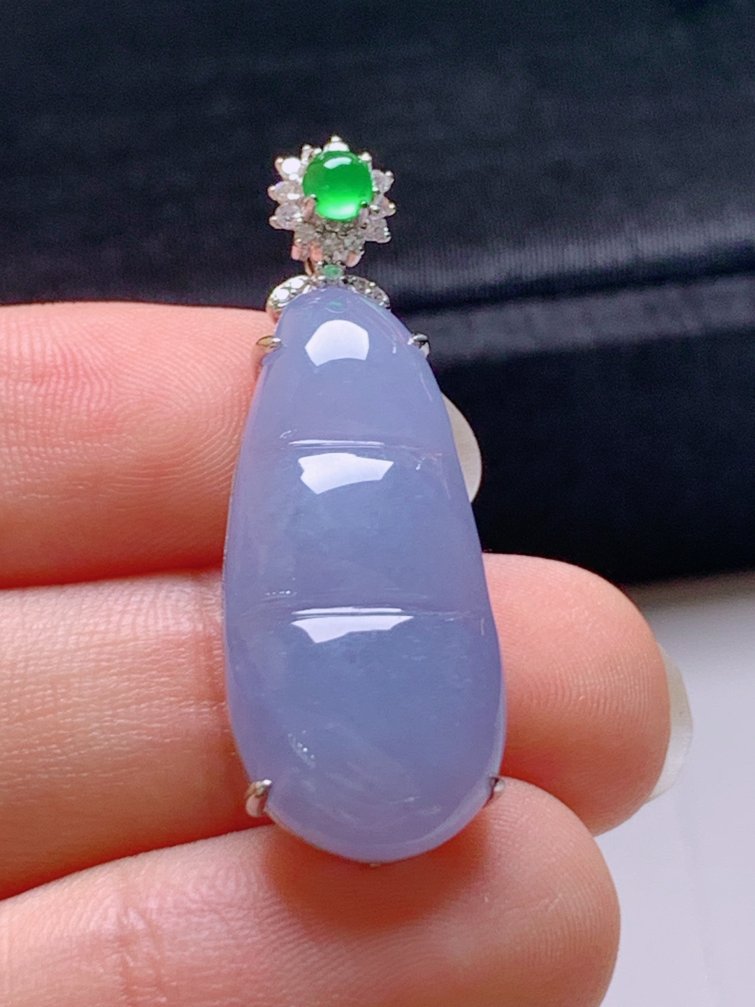 ️ 福豆吊坠，无裂色正饱满，裸石26.3-12.4-5.934.2-7.8