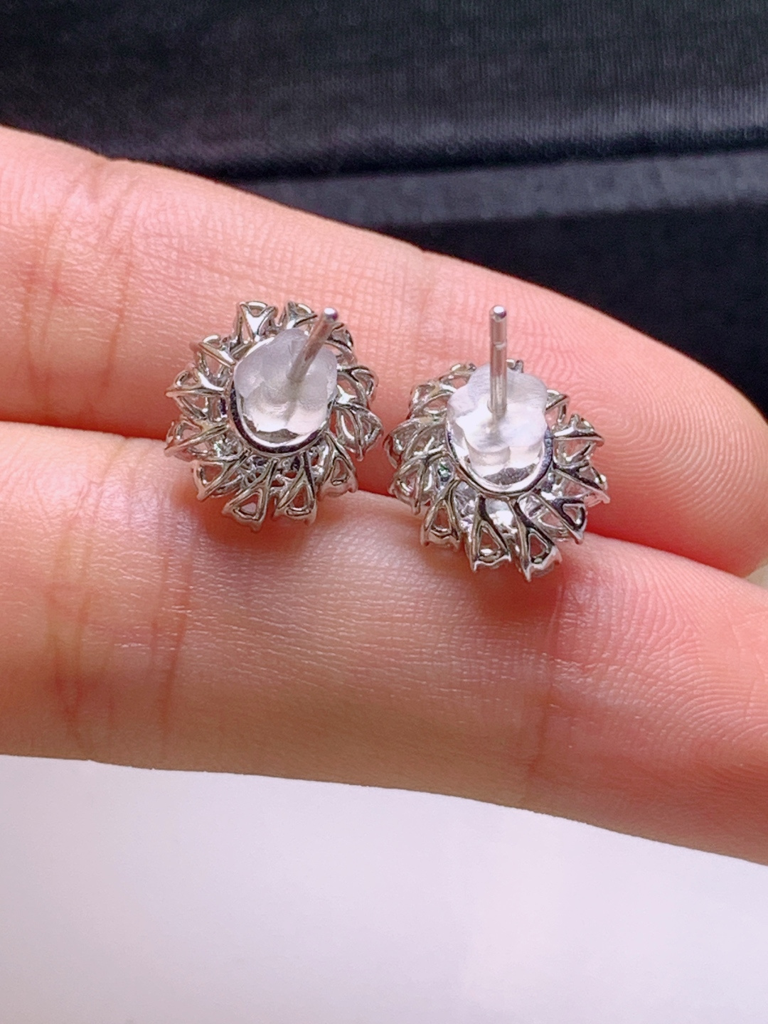 ️ 冰阳绿旦面耳钉，无裂色阳莹润，裸石6.9-6.3-4.1