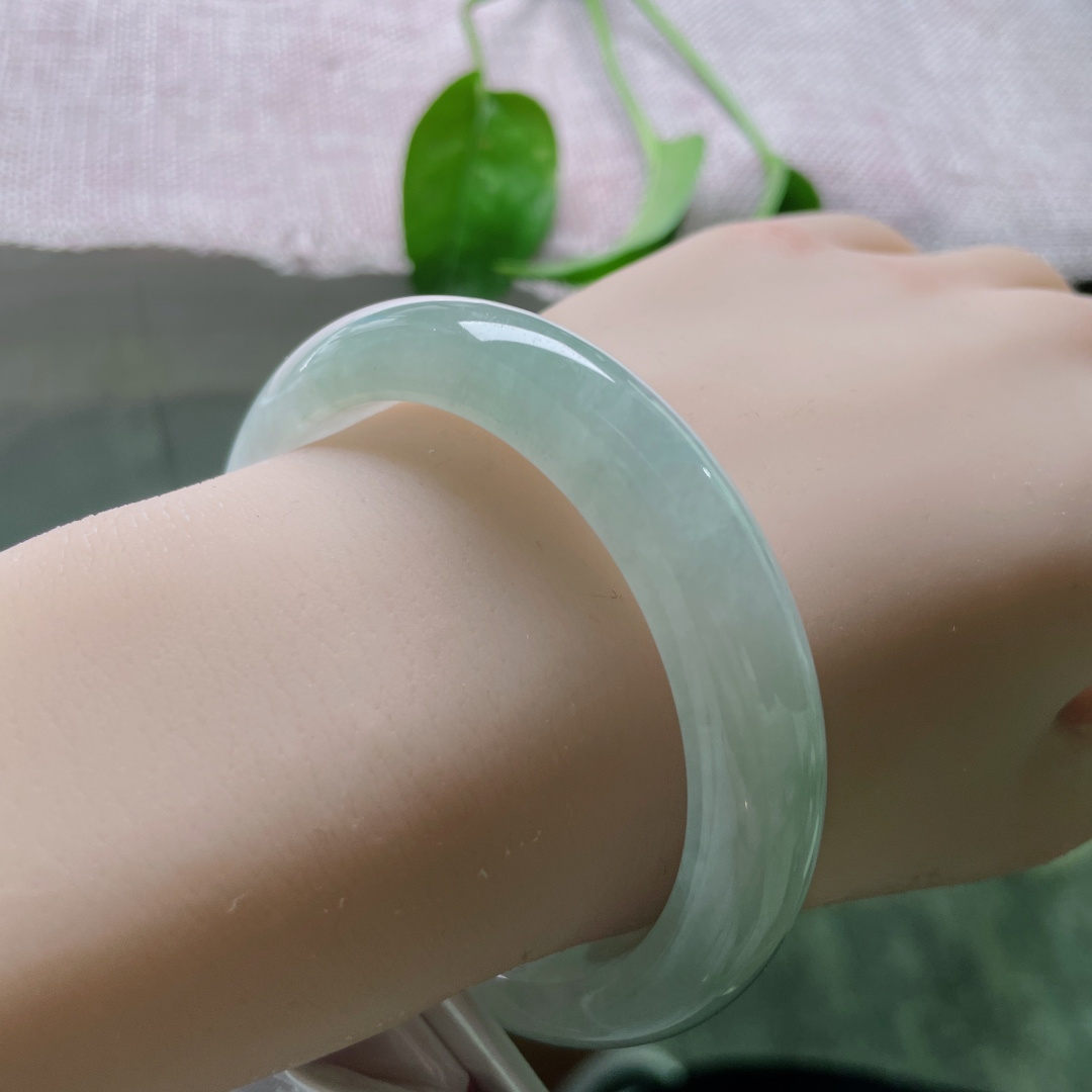 55/11.5/8.3，晴底正圈，温柔素雅，清润，天高气爽的感觉，如沐春风，无裂，ss50484a