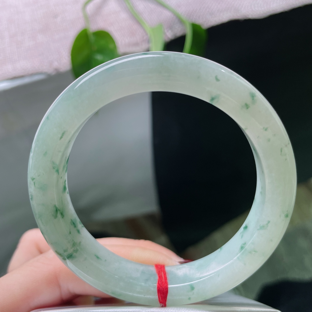 55/11.8/9.1飘花正圈，是凝住的晨雾，是散开的星河，耐看，无裂，ss50026a