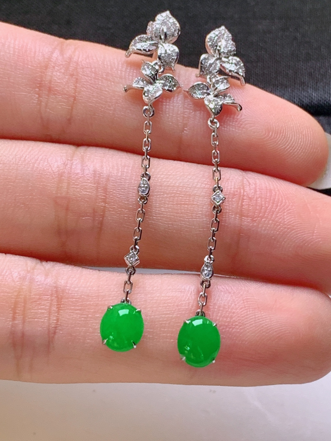 ️ 冰阳绿旦面耳坠，色阳水润，裸石6.3-5.4-2.5