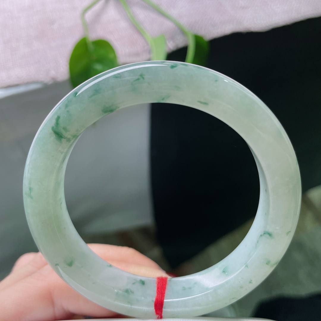 55/11.8/9.1飘花正圈，是凝住的晨雾，是散开的星河，耐看，无裂，ss50026a